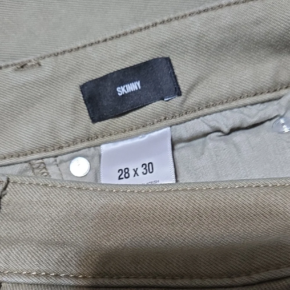 Express Men's Skinny Jeans in Olive - Picture 7 of 10